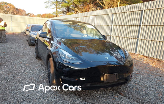 Tesla Model Y 2025 - Zdjęcie 1 z 18