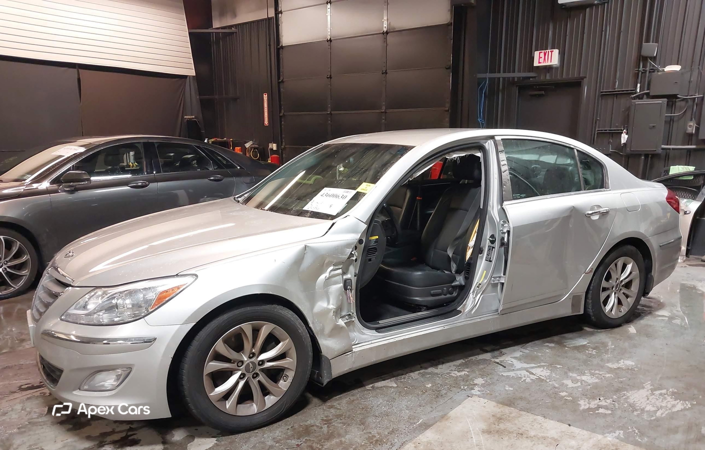 Hyundai Genesis 2013