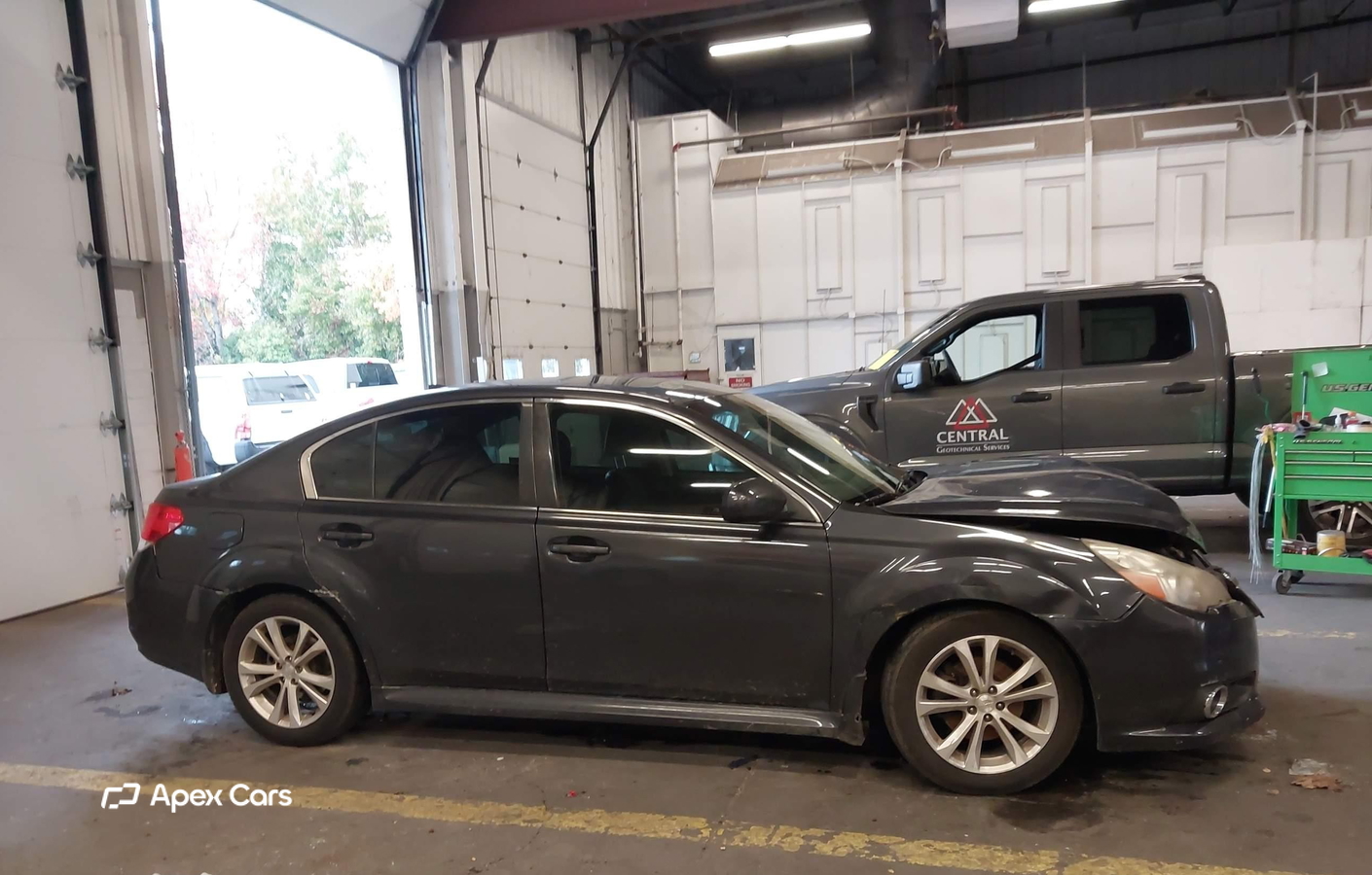 Subaru Legacy 2013