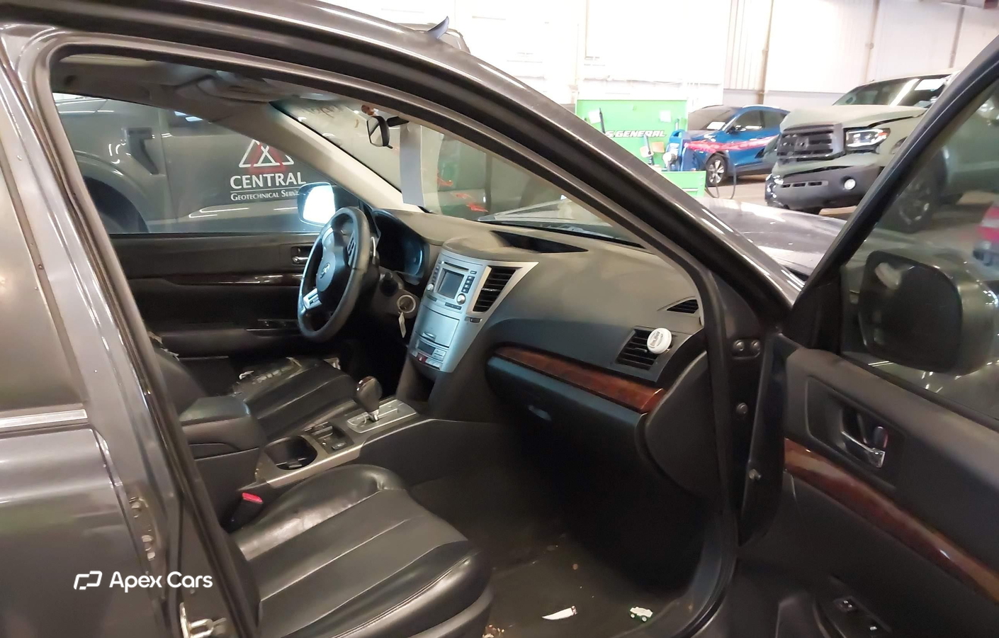 Subaru Legacy 2013