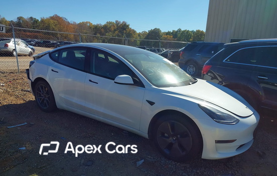 Tesla Model 3 2022 - Image 1 of 16
