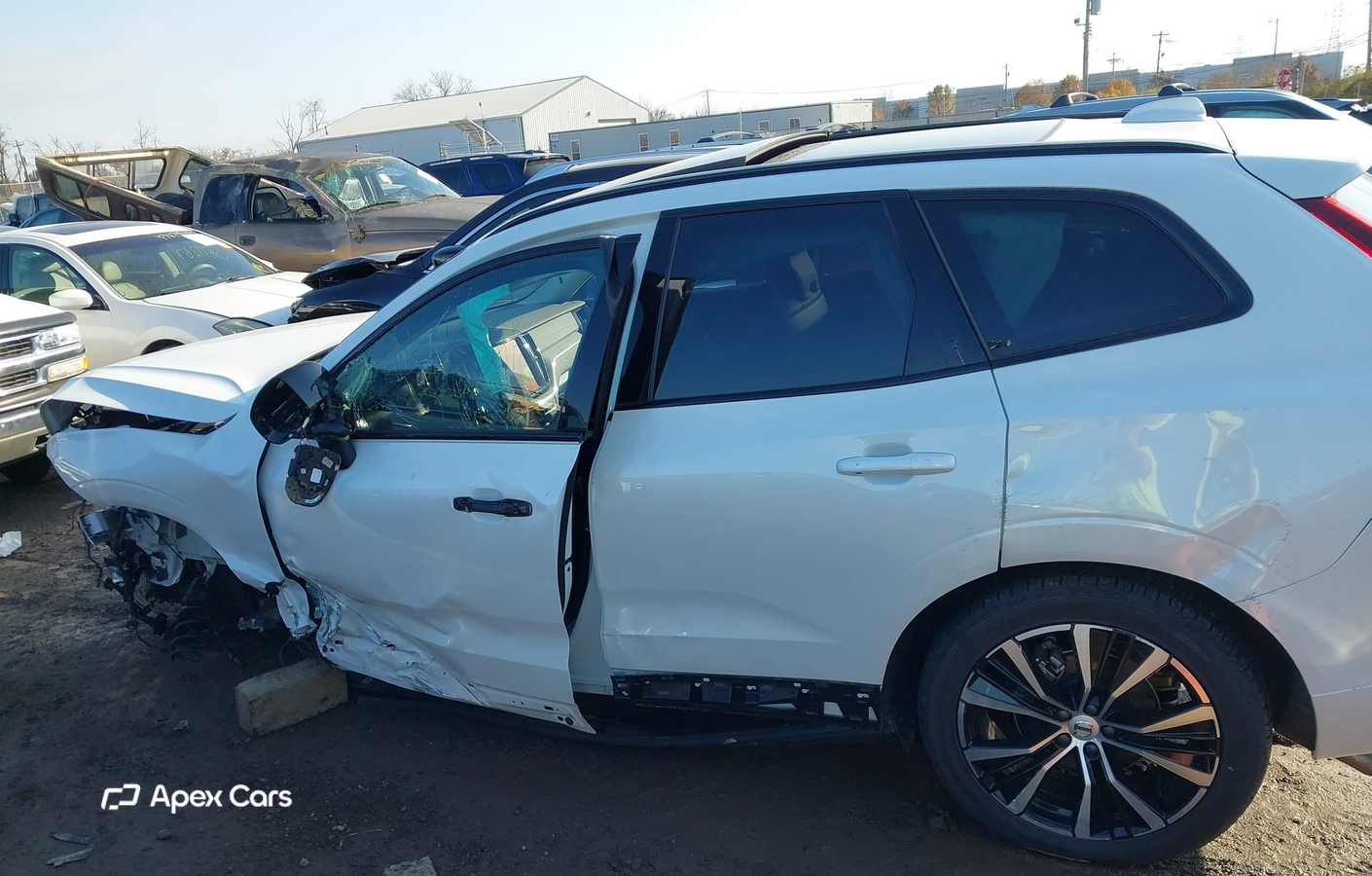 Volvo XC60 2025