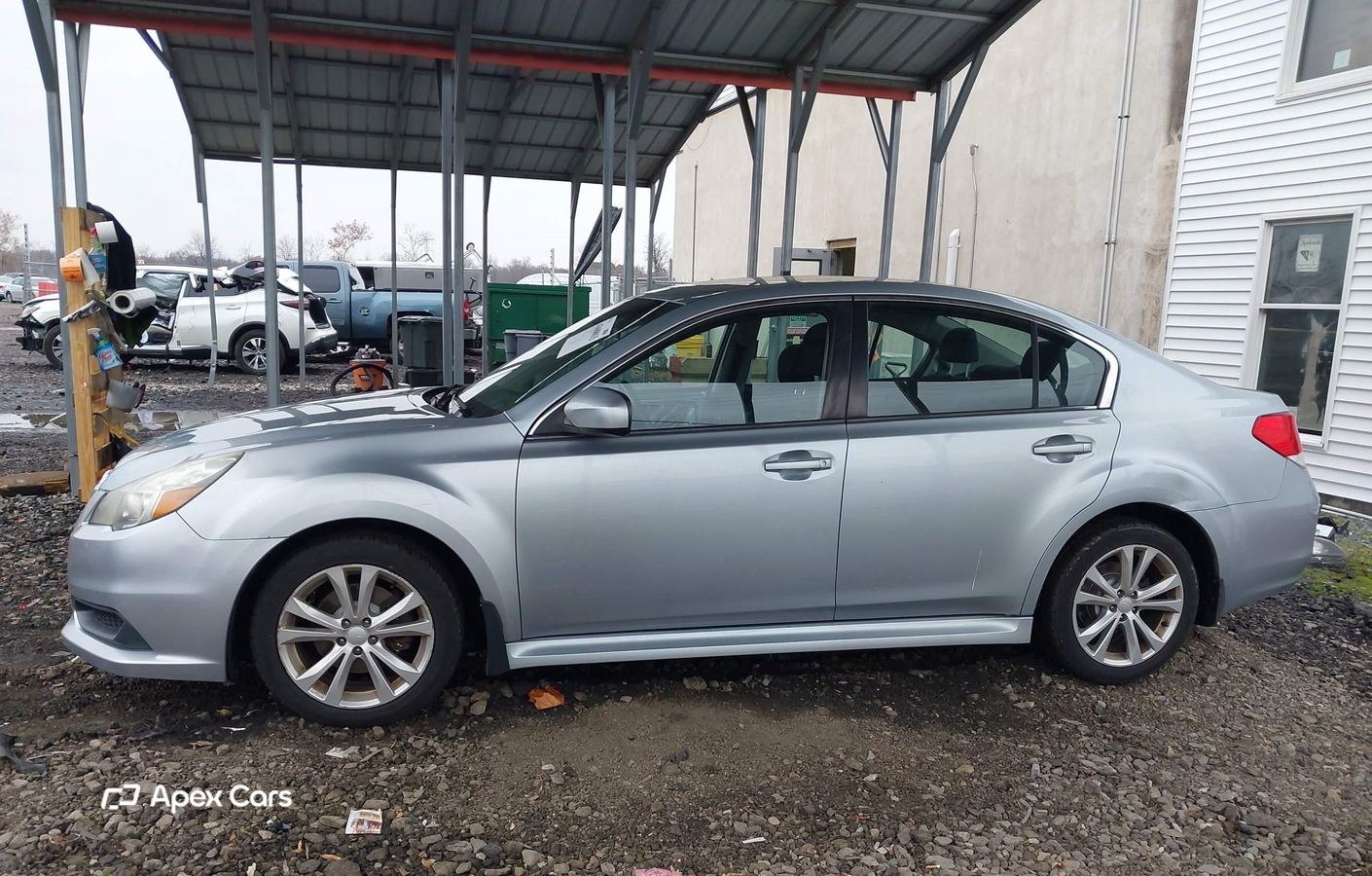 Subaru Legacy 2013