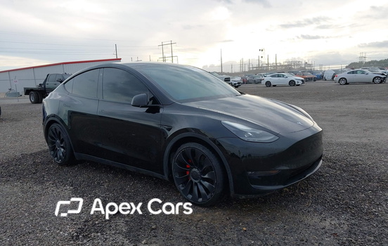 Tesla Model Y 2022 - Image 1 of 11