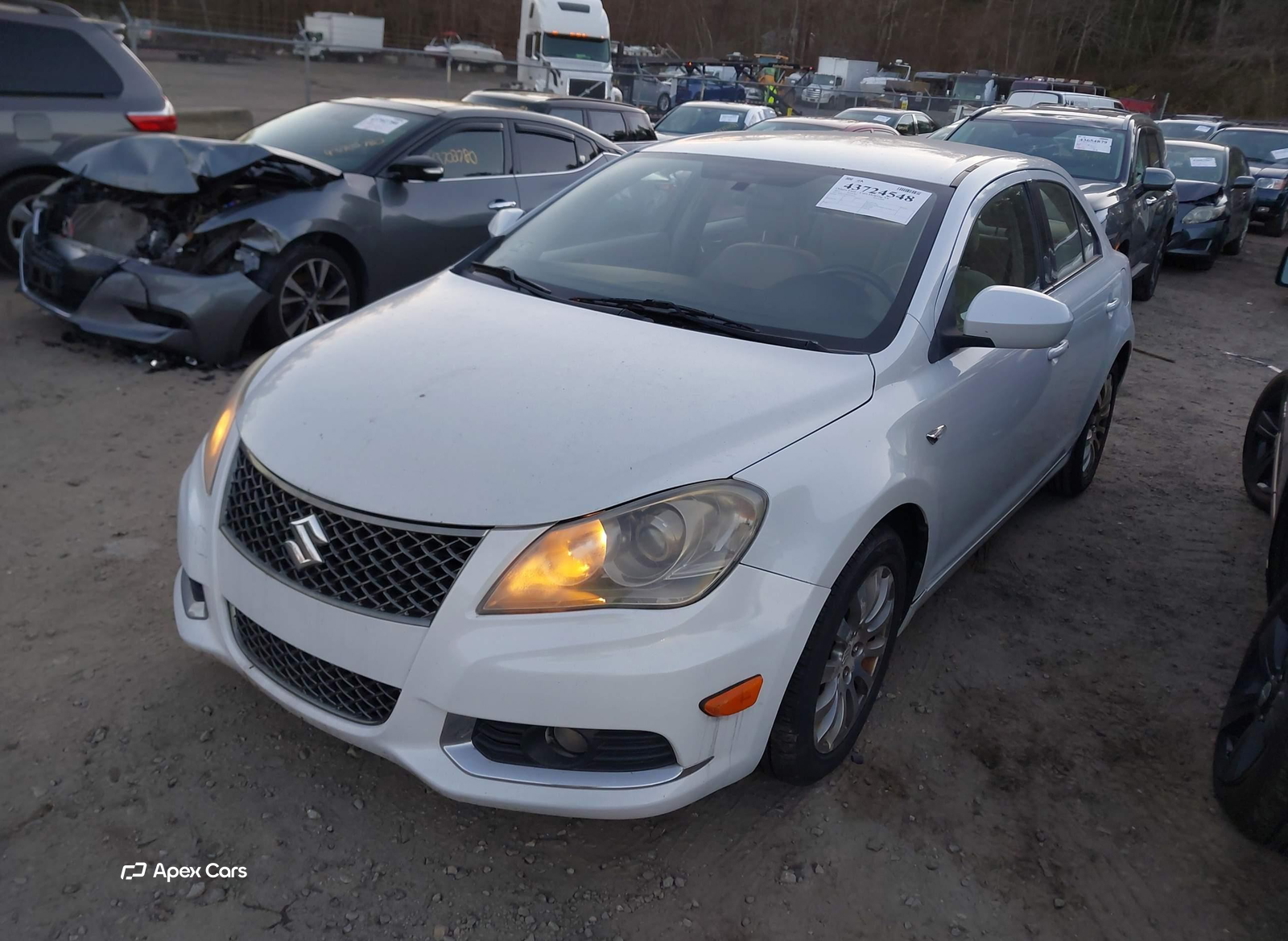 Suzuki Kizashi 2012