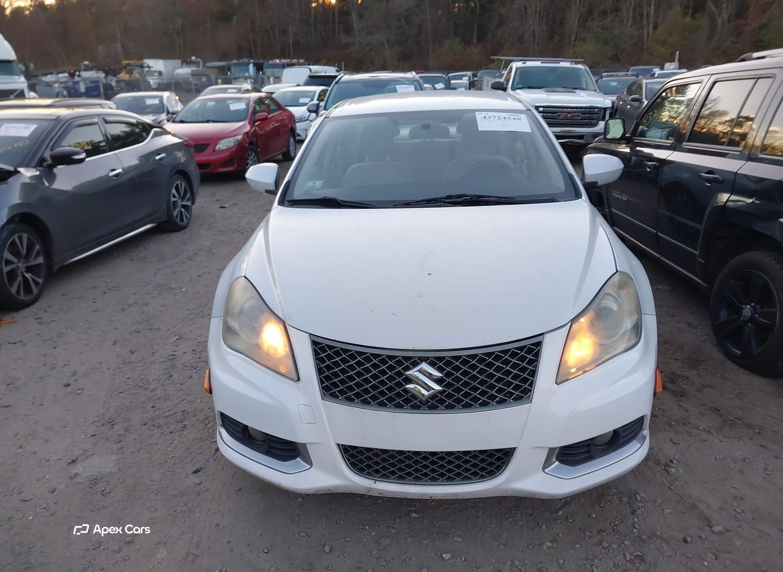 Suzuki Kizashi 2012