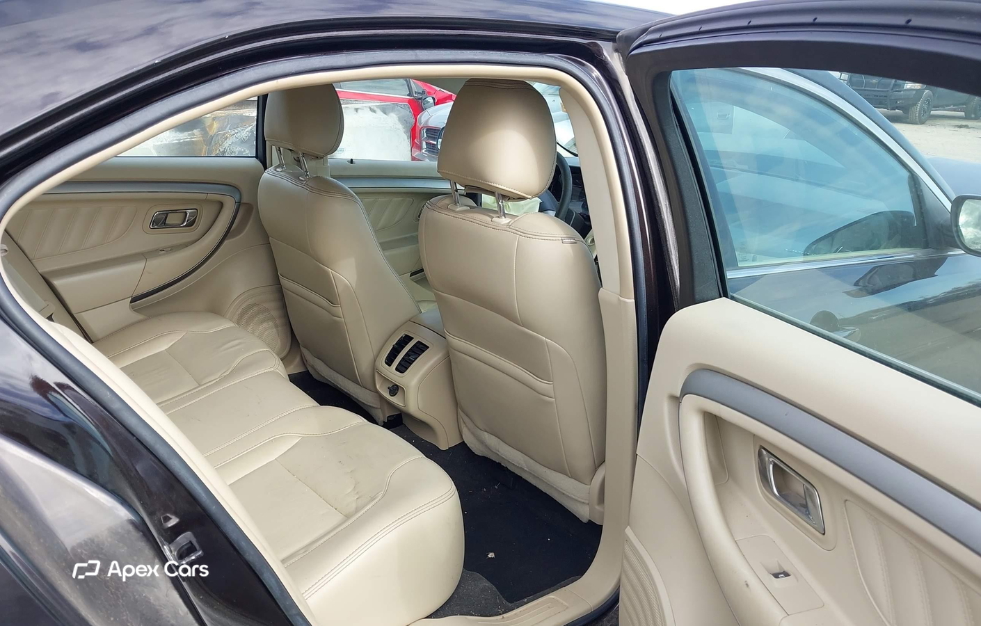 Ford Taurus 2014