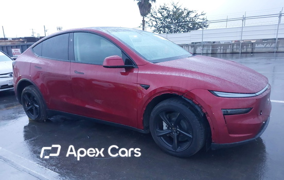Tesla Model Y 2026 - Image 1 of 19