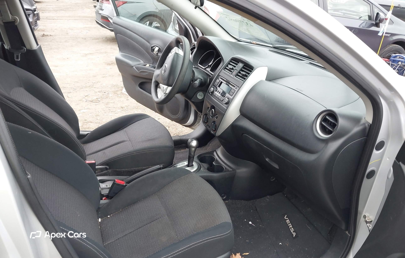 Nissan Versa 2016
