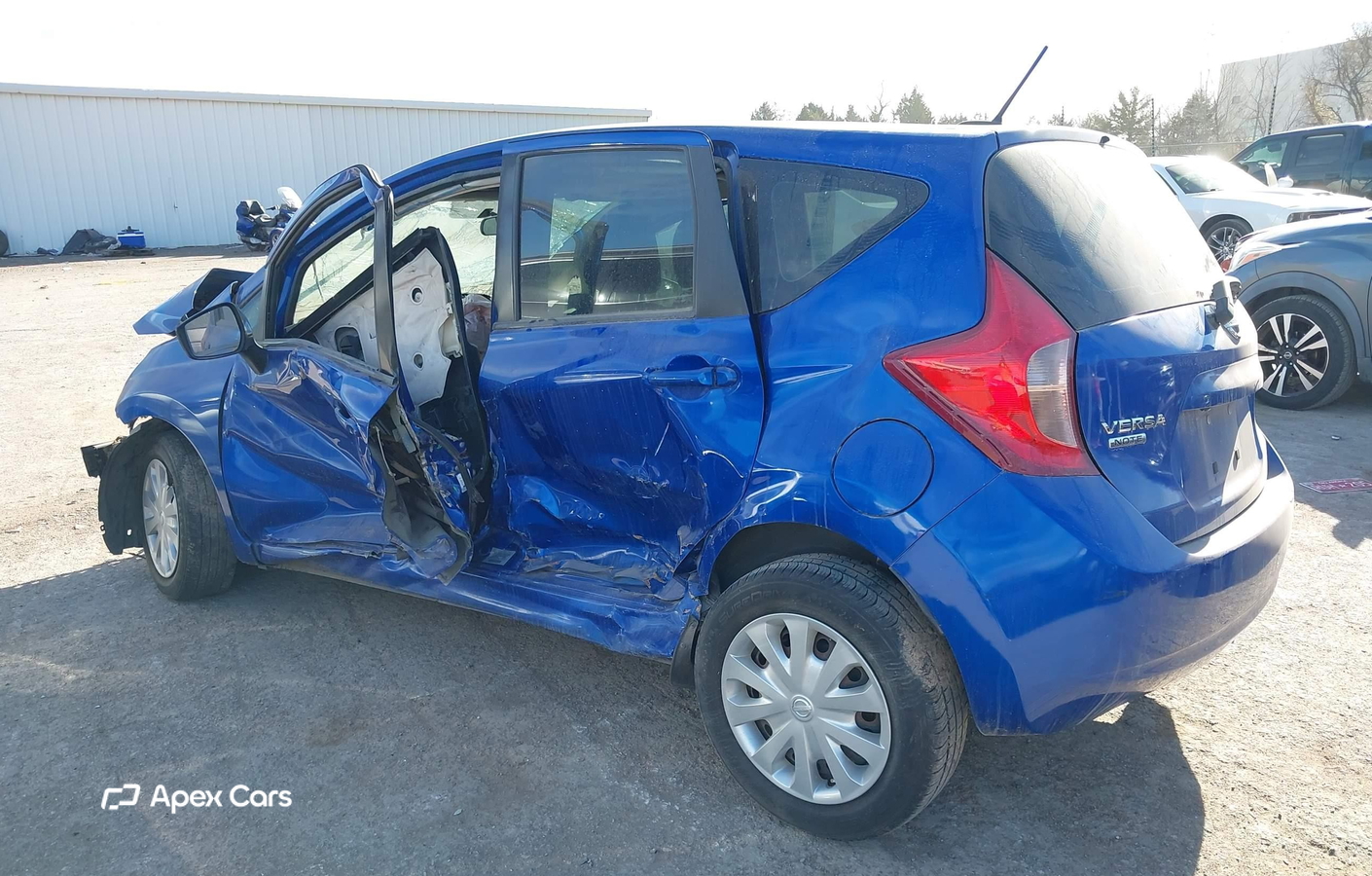 Nissan Versa 2016