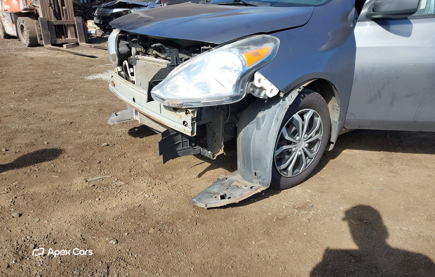 Nissan Versa 2016