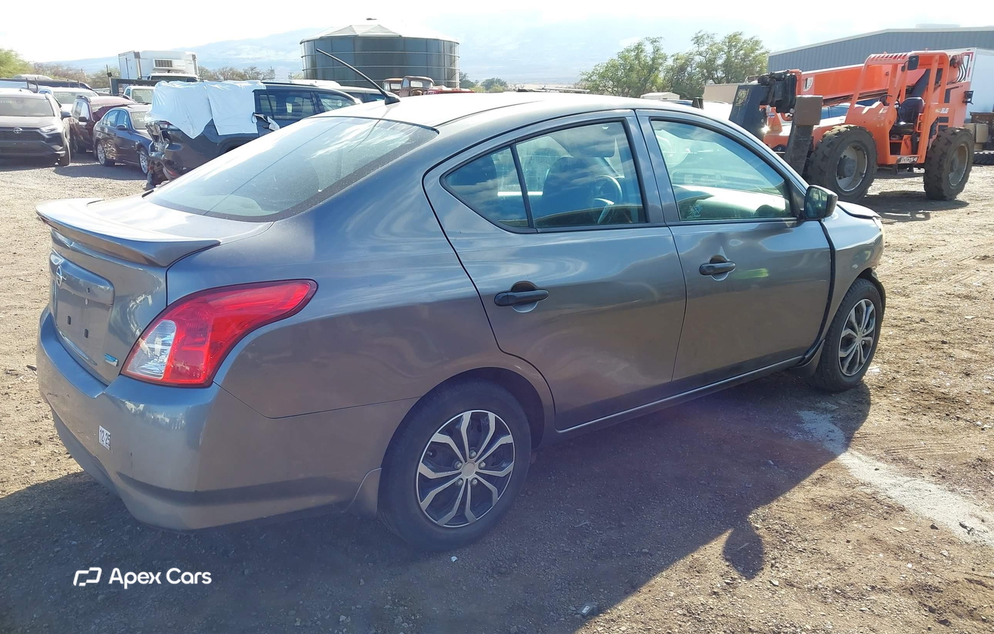 Nissan Versa 2016