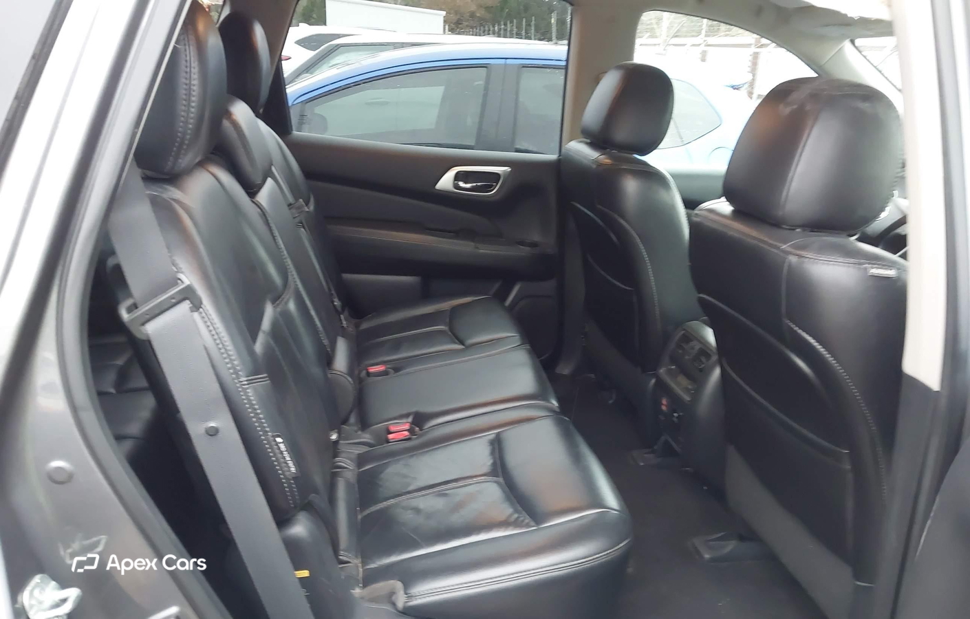 Nissan Pathfinder 2018