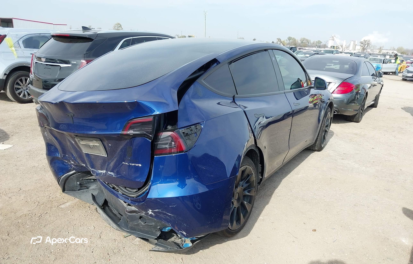 Tesla Model Y 2023