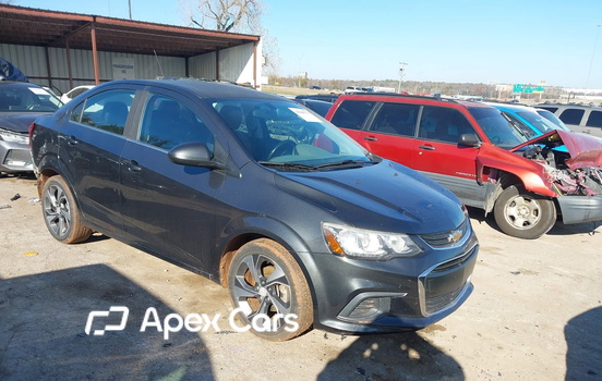Chevrolet Sonic 2017 - Image 1 of 16