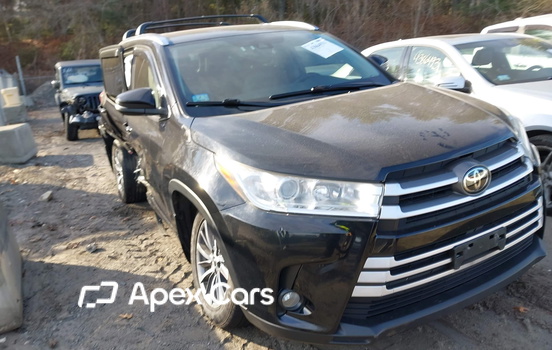Toyota Highlander 2018 - Image 1 of 15