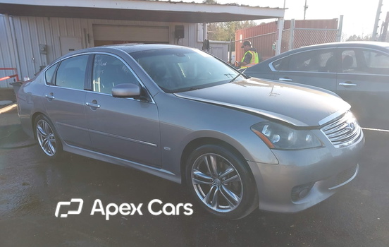 Infiniti M 2010 - Image 1 of 11