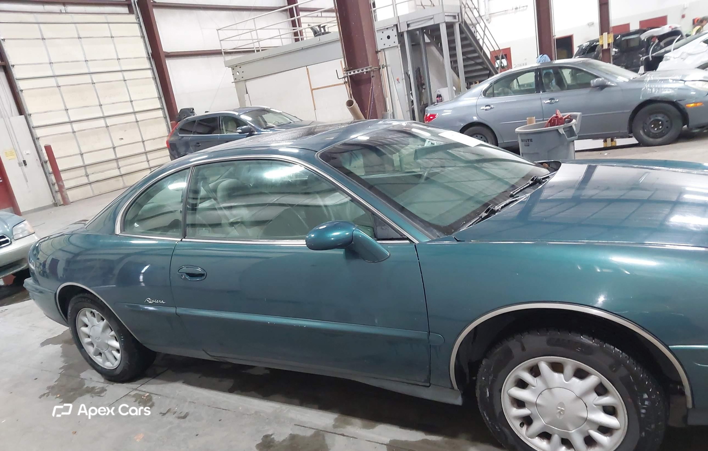 Buick Riviera 1998
