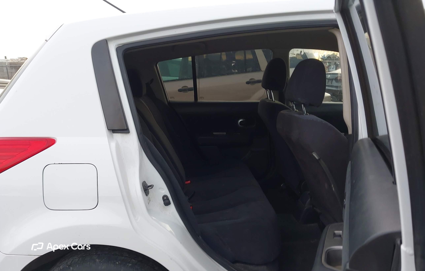 Nissan Versa 2011
