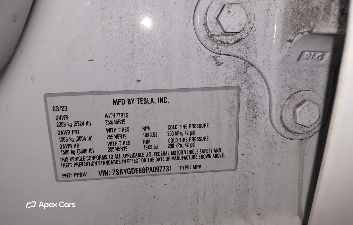 Tesla Model Y 2023