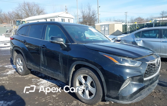 Toyota Highlander 2021 - Image 1 of 16