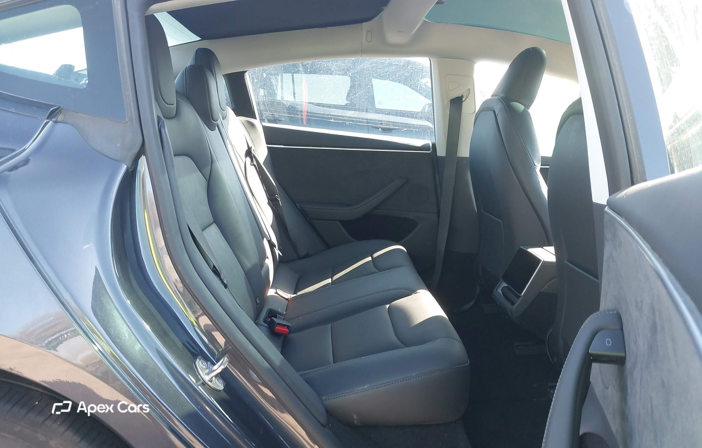 Tesla Model 3 2024