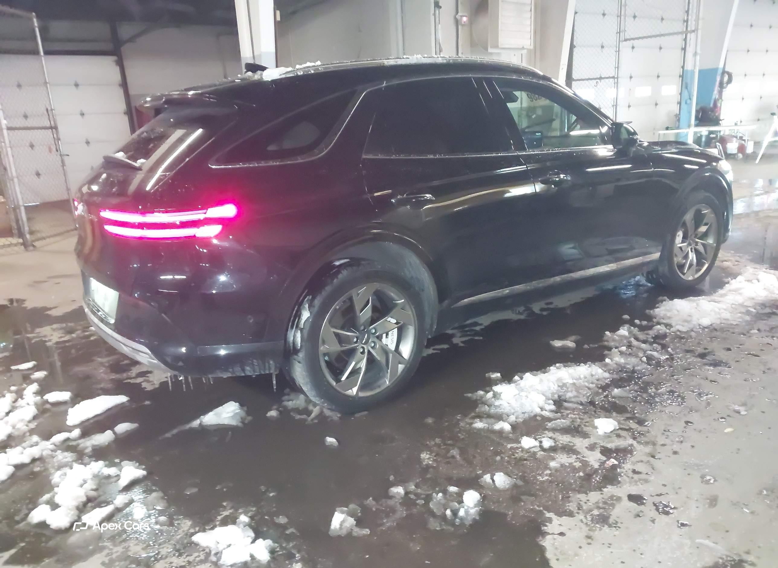 Genesis GV70 2025
