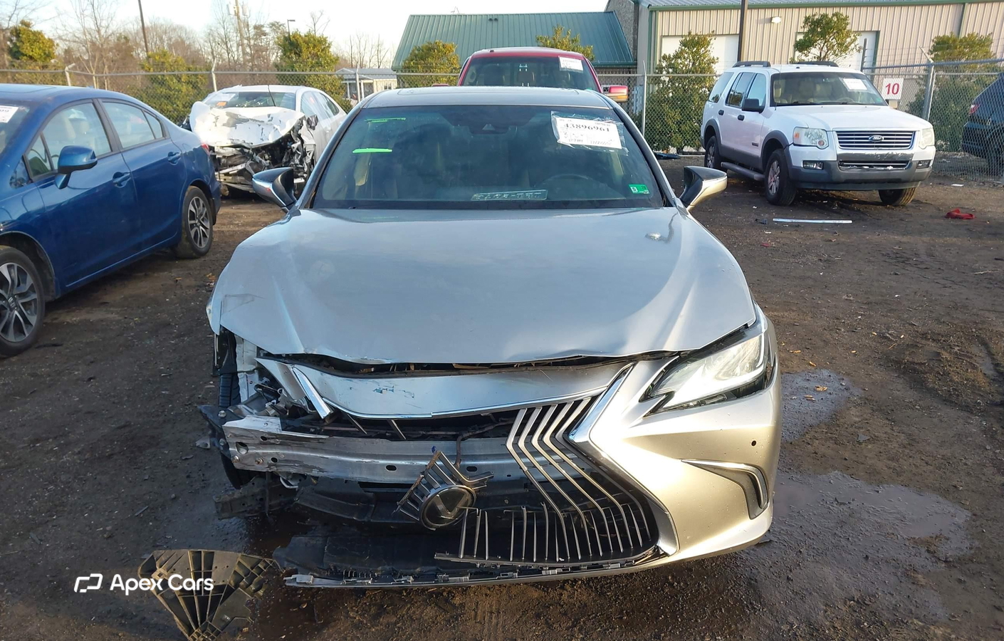 Lexus ES 2021