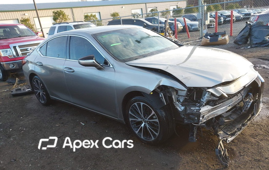 Lexus ES 2021 - Image 1 of 17