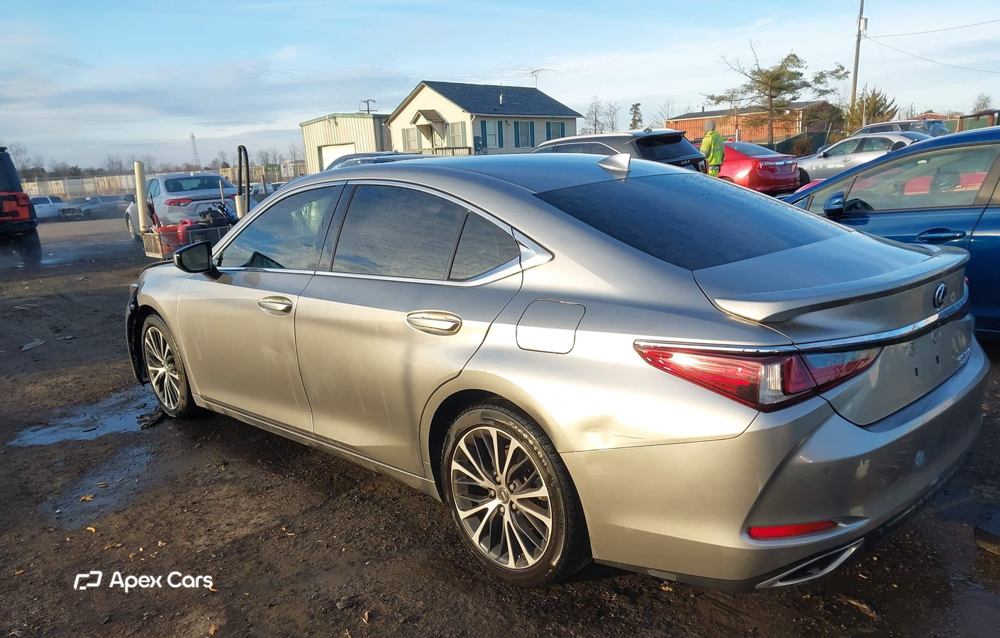 Lexus ES 2021