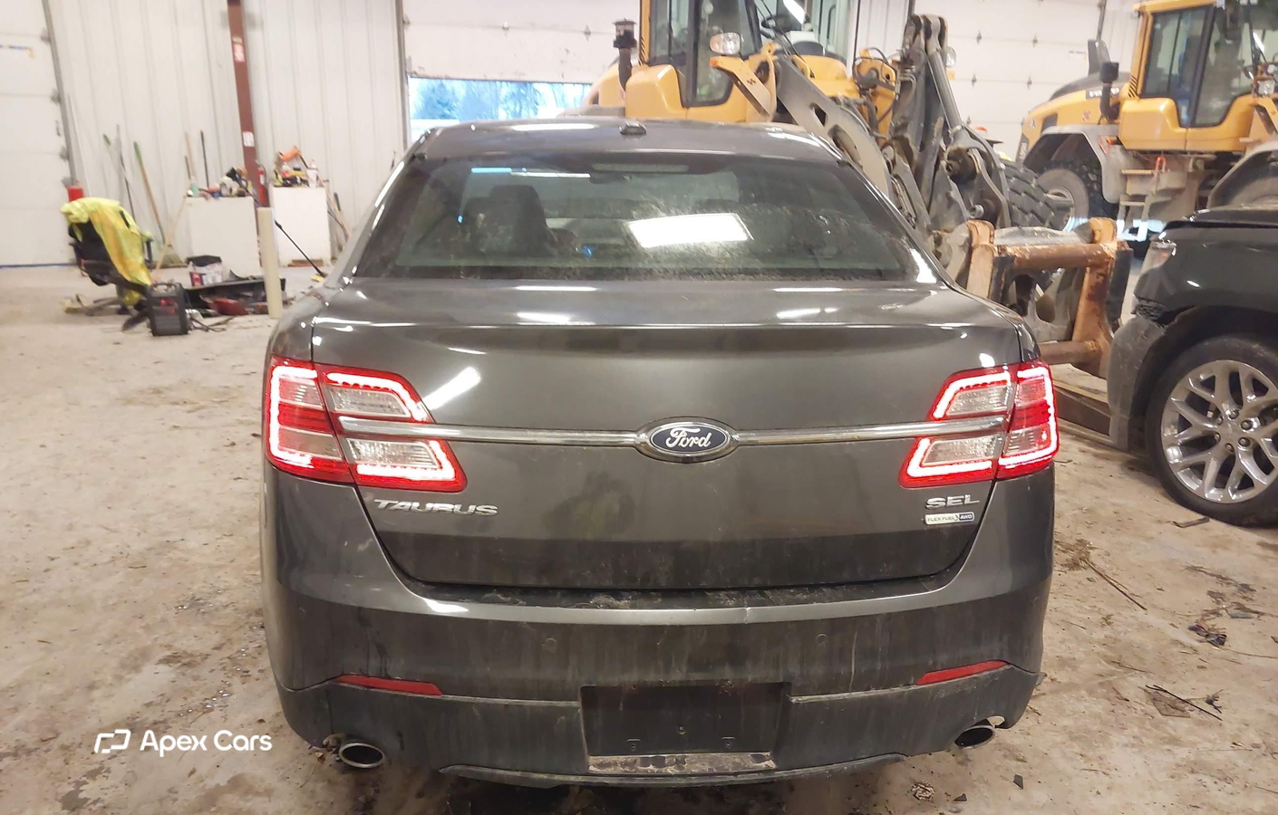 Ford Taurus 2016