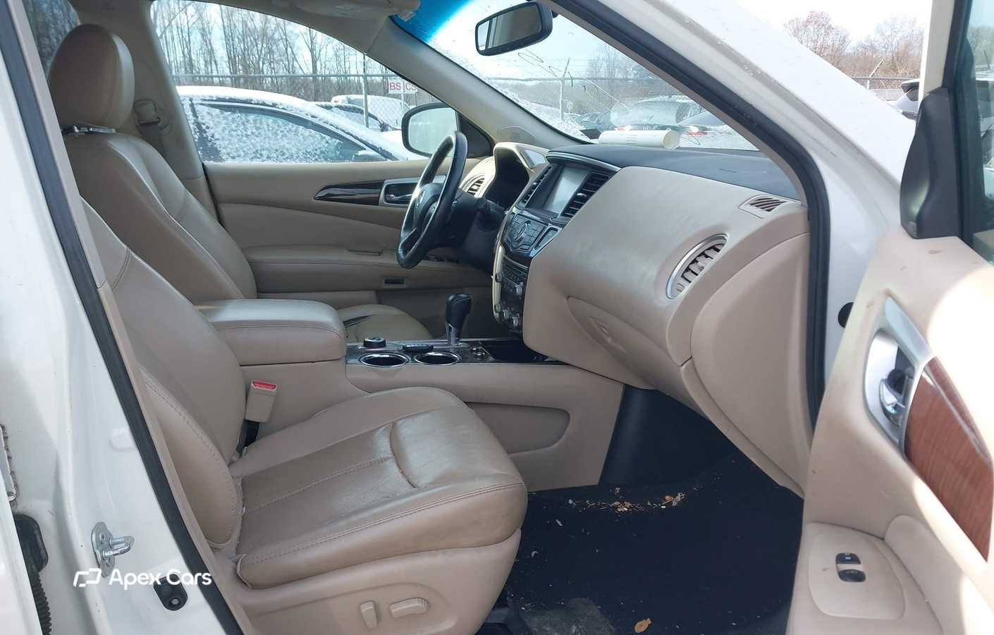 Nissan Pathfinder 2016