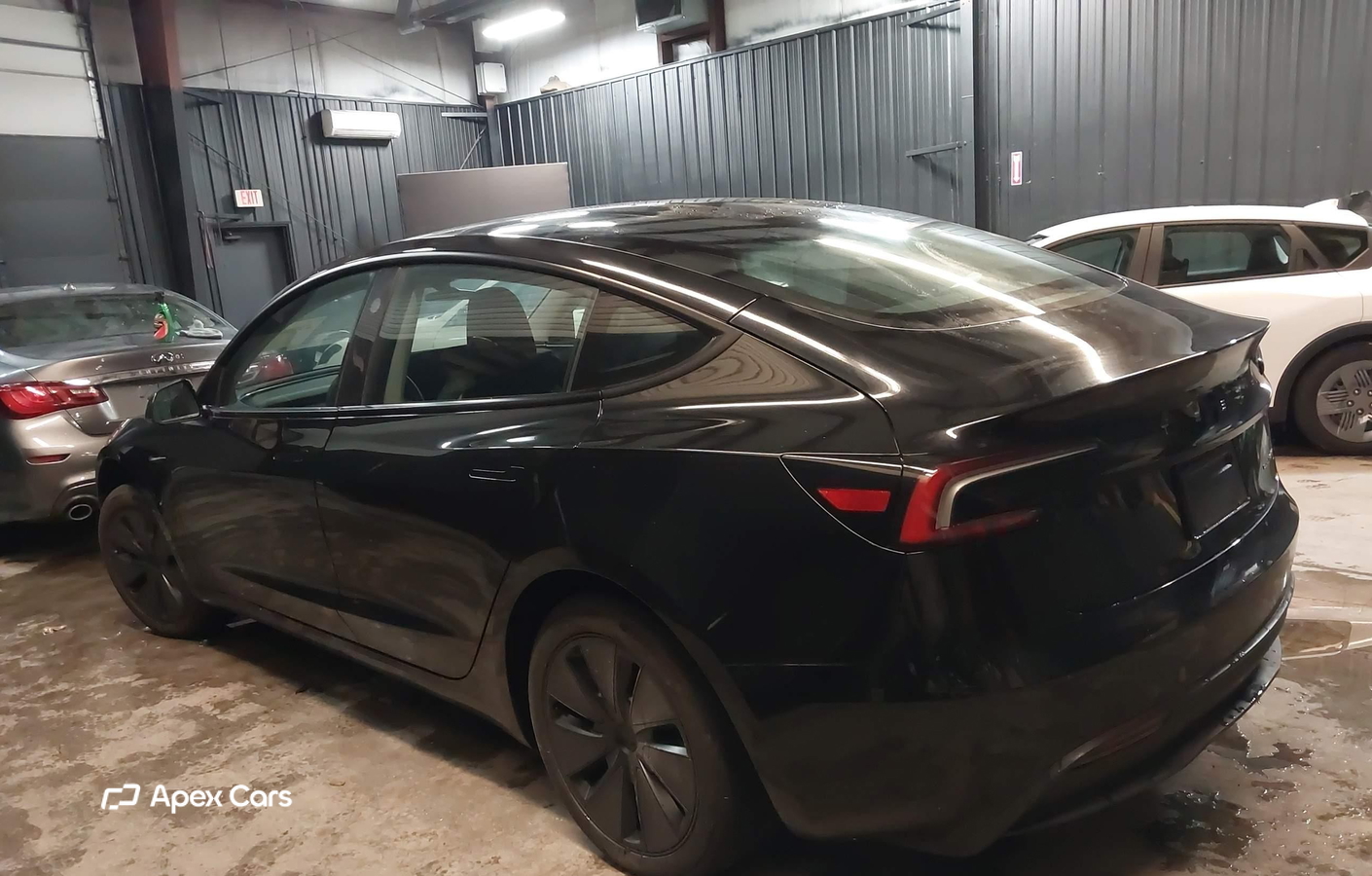 Tesla Model 3 2025
