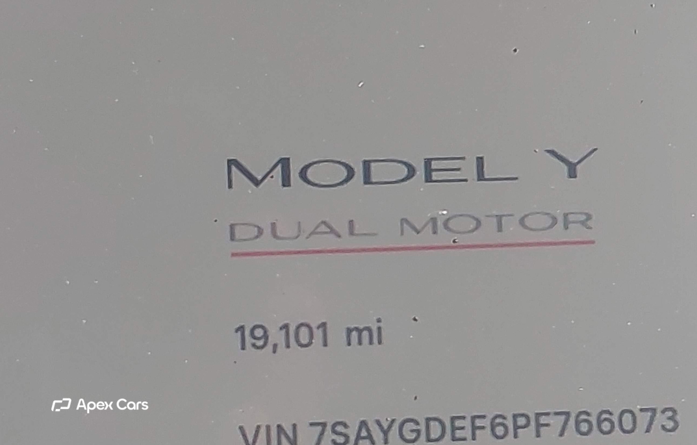 Tesla Model Y 2023