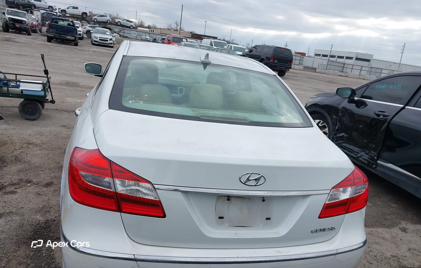 Hyundai Genesis 2012