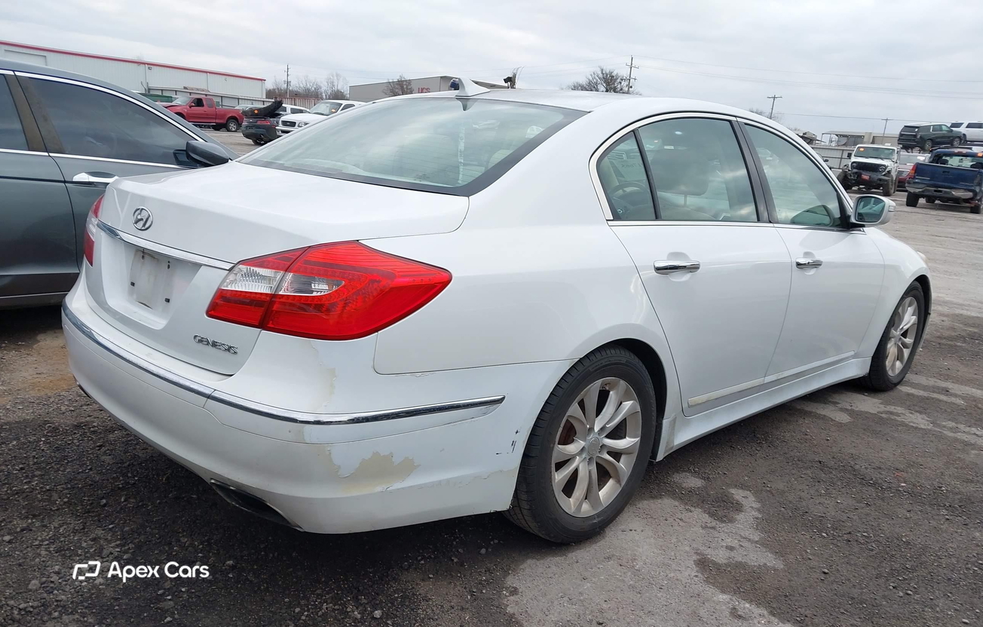 Hyundai Genesis 2012
