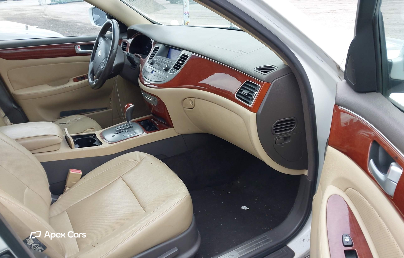 Hyundai Genesis 2012