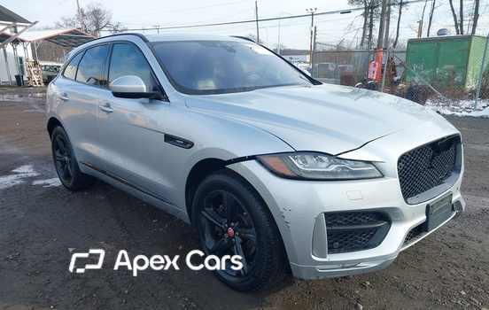 Jaguar F-Pace 2017 - Image 1 of 17