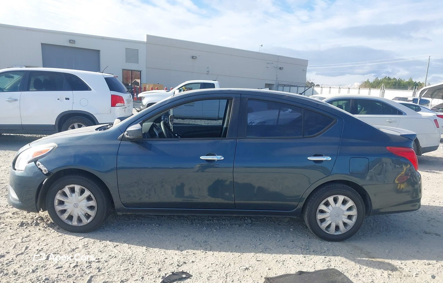 Nissan Versa 2016
