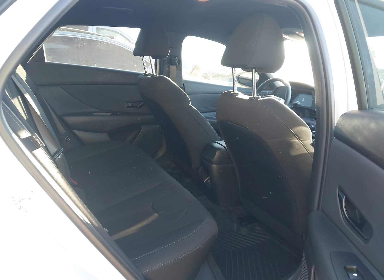 Hyundai Elantra 2025