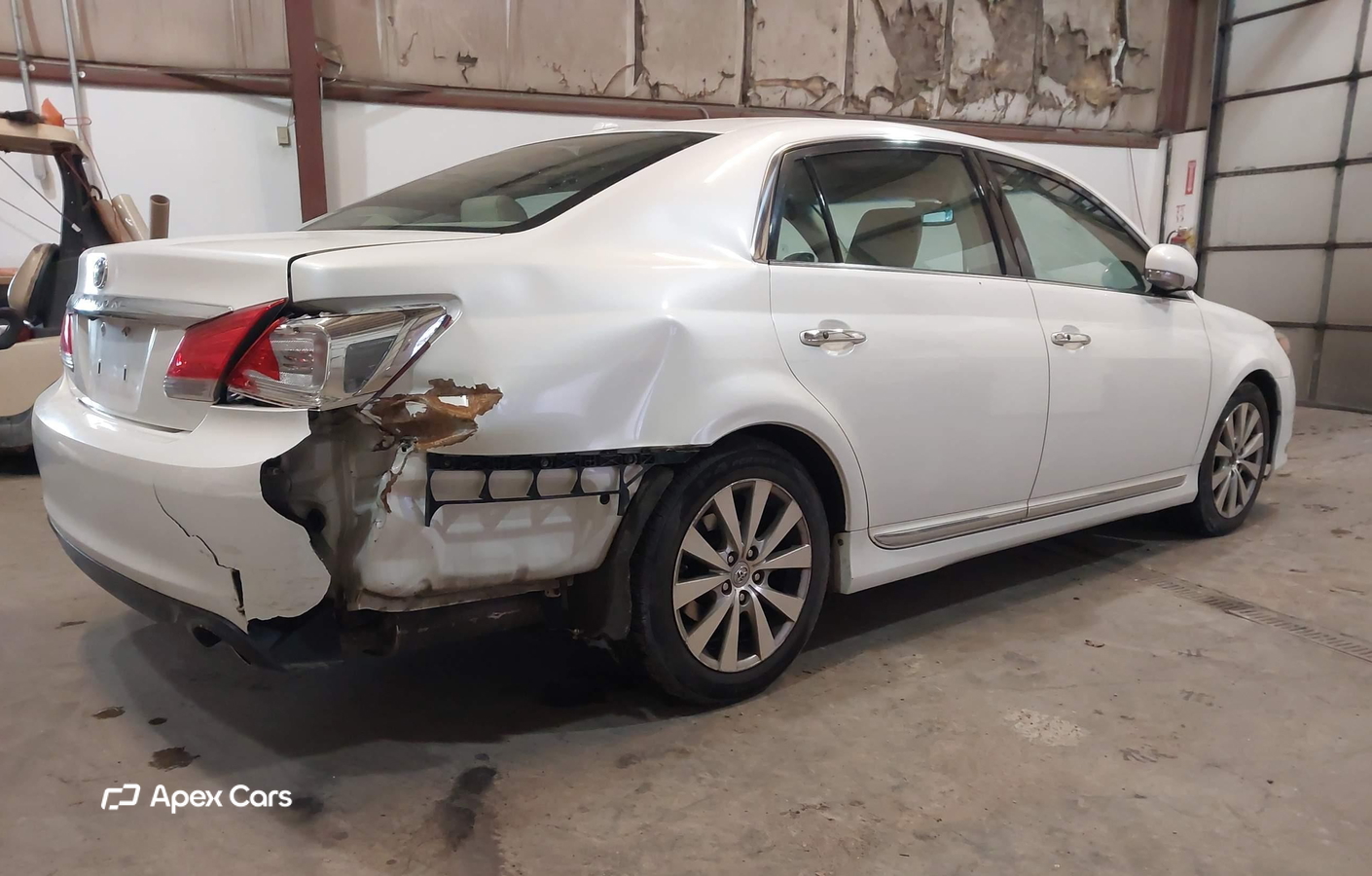 Toyota Avalon 2011