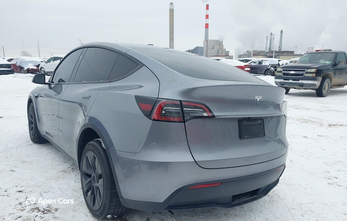 Tesla Model Y 2025