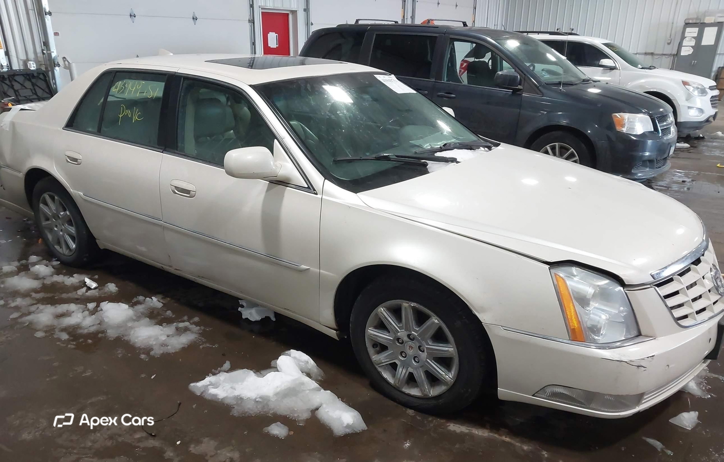 Cadillac DTS 2011