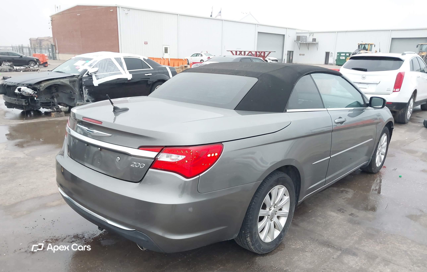 Chrysler 200 2013