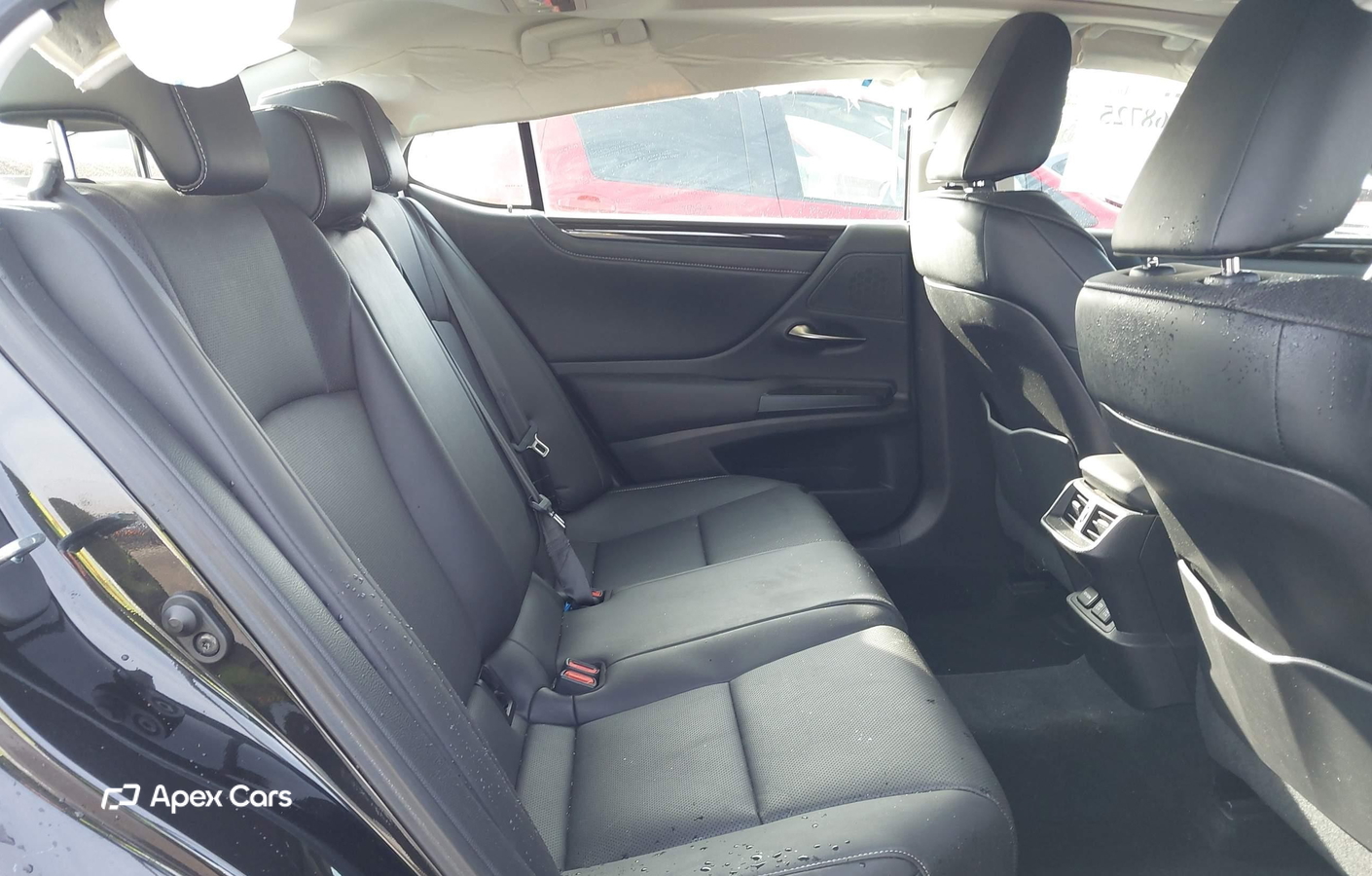 Lexus ES 2020