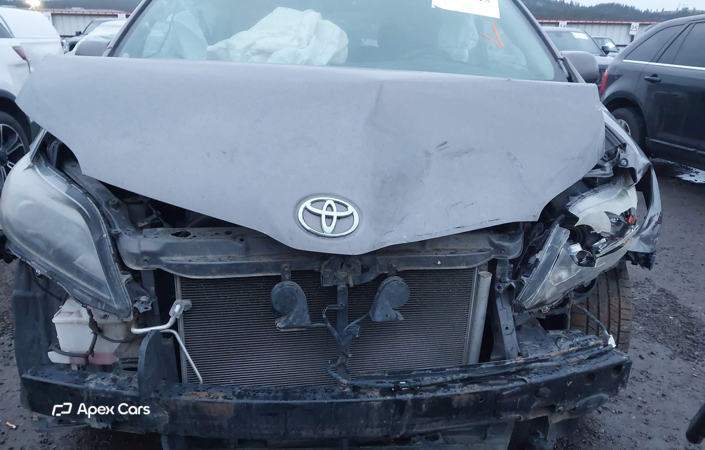 Toyota Sienna 2016