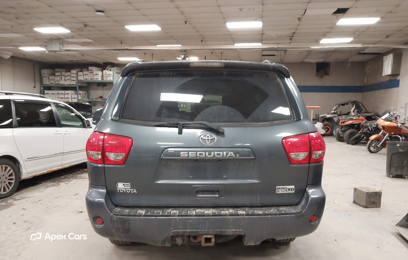 Toyota Sequoia 2010