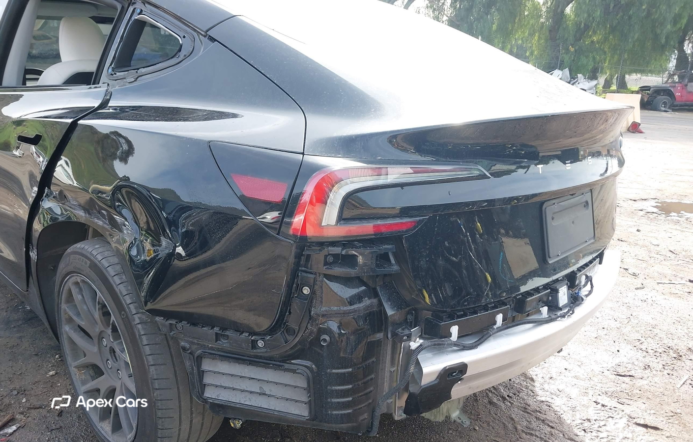 Tesla Model 3 2024