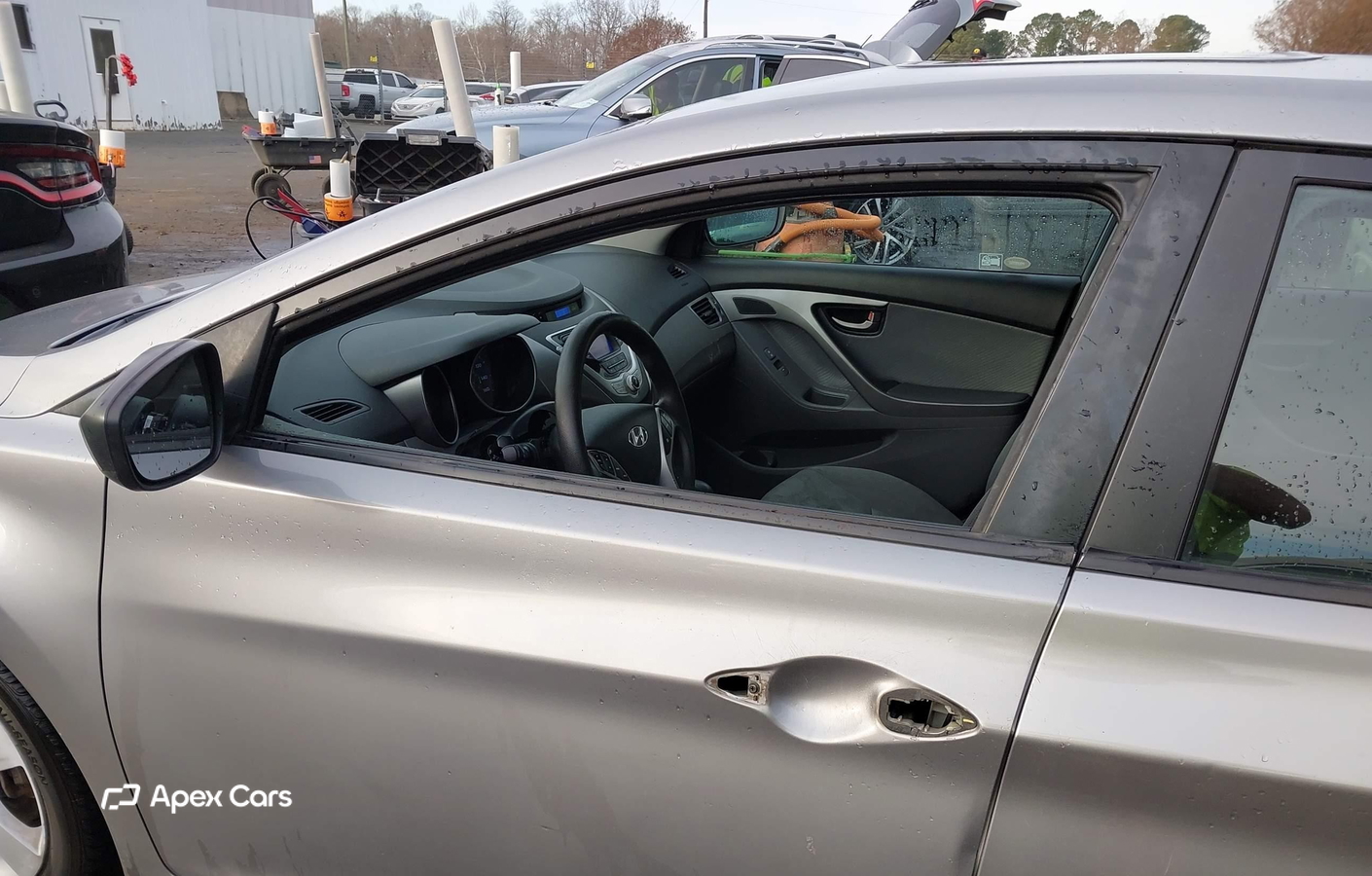 Hyundai Elantra 2012