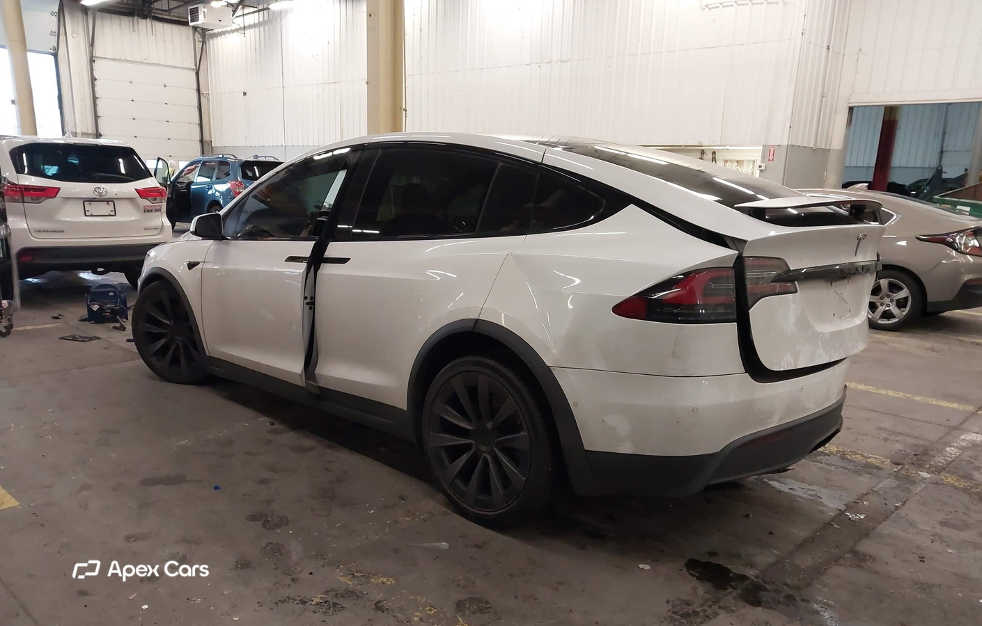 Tesla Model X 2022